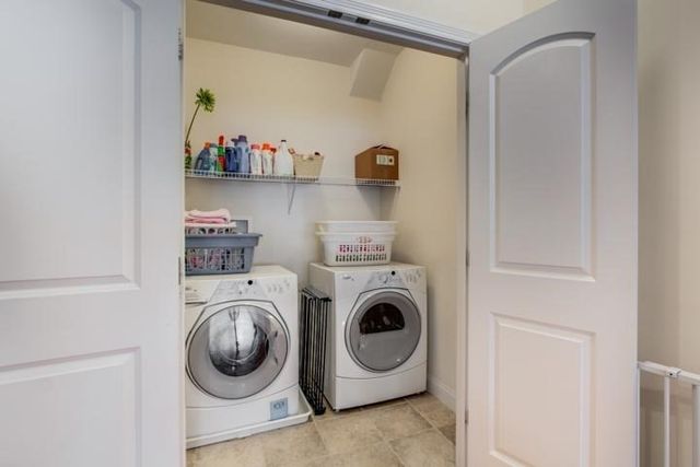 142 Bigelow St 136A, Boston, MA 02135