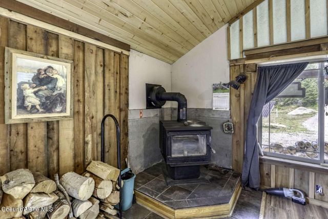 79492 Highway 2, Moyie Springs, ID 83845