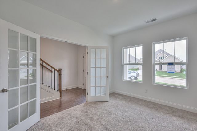 612 Phoebe Way, Gallatin, TN 37066