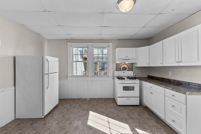 615 44th Street, Rock Island, IL 61201