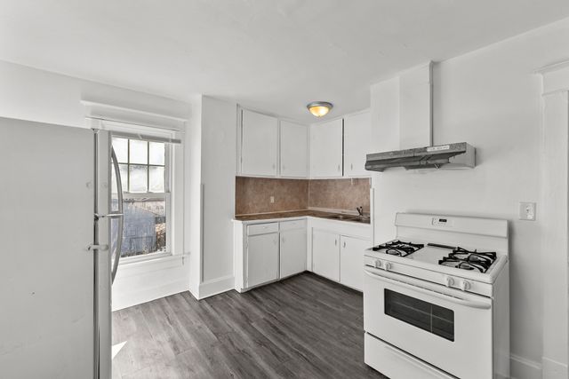 615 44th Street, Rock Island, IL 61201