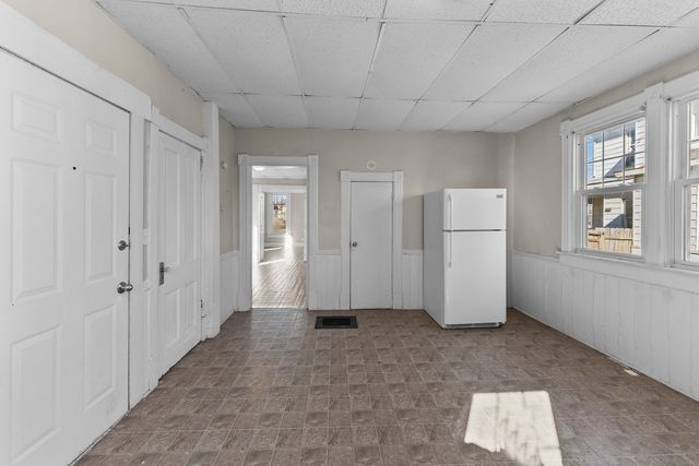 615 44th Street, Rock Island, IL 61201