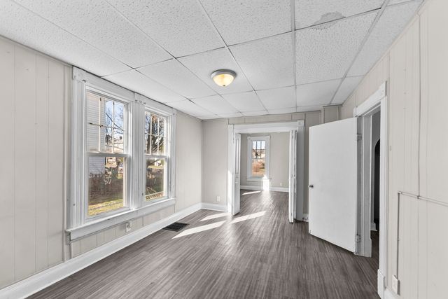 615 44th Street, Rock Island, IL 61201