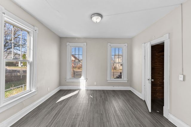 615 44th Street, Rock Island, IL 61201