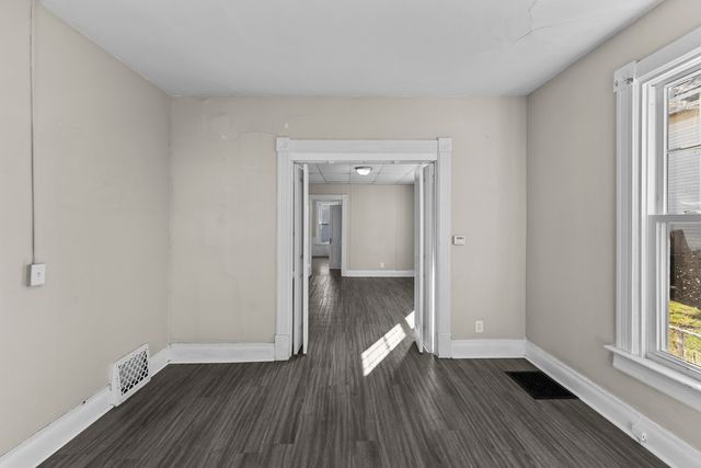 615 44th Street, Rock Island, IL 61201