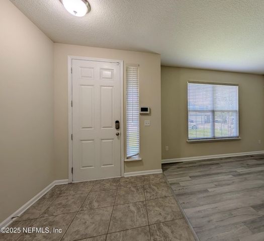 2391 CANEY WOOD Court S, Jacksonville, FL 32218