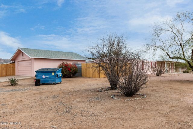 378 W FOOTHILL Street, Apache Junction, AZ 85120