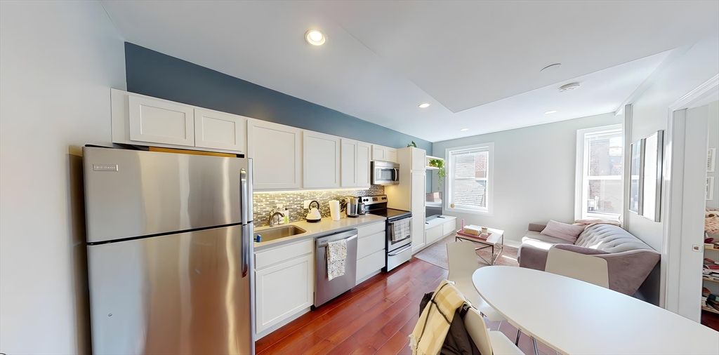 9 Anderson 4 R, Boston, MA 02114