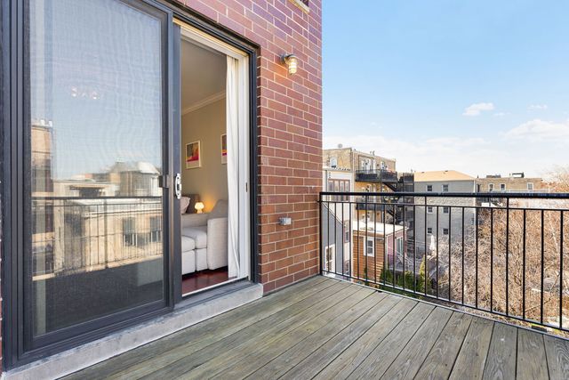 1406 W Ohio Street 3, Chicago, IL 60642