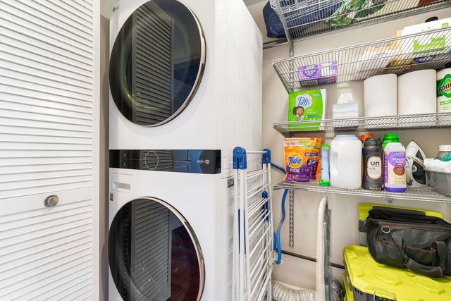 1406 W Ohio Street 3, Chicago, IL 60642