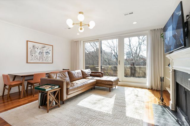 1406 W Ohio Street 3, Chicago, IL 60642