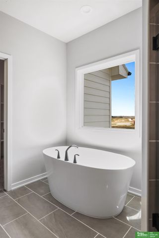 21416 Morning View Drive, Elkhorn, NE 68022