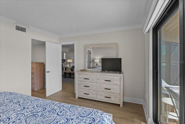 6326 MIDNIGHT PASS ROAD 101, Sarasota, FL 34242