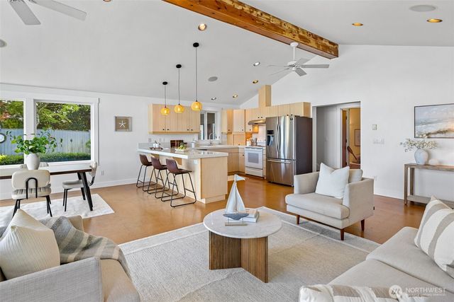 2815 Moorelands Drive NW, Gig Harbor, WA 98335