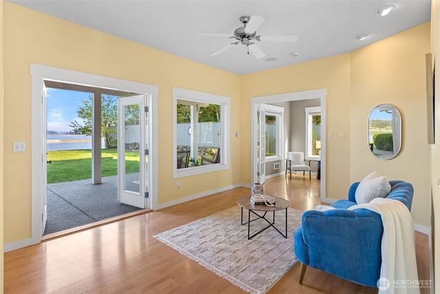 2815 Moorelands Drive NW, Gig Harbor, WA 98335