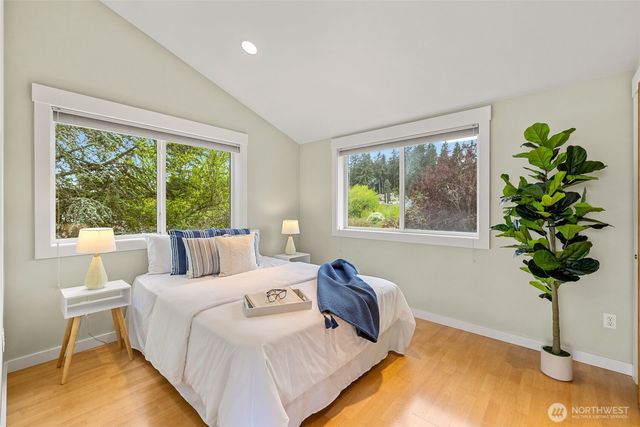 2815 Moorelands Drive NW, Gig Harbor, WA 98335