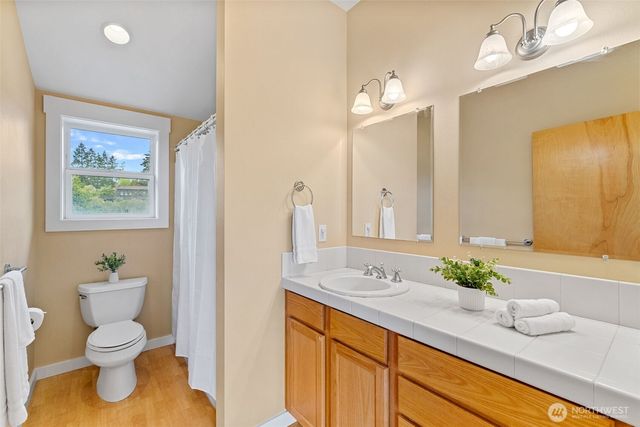 2815 Moorelands Drive NW, Gig Harbor, WA 98335