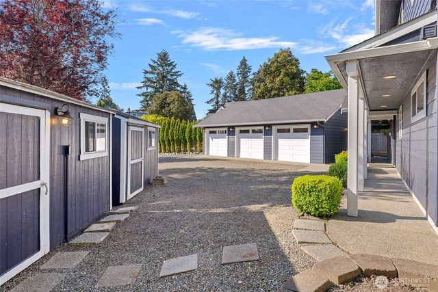 2815 Moorelands Drive NW, Gig Harbor, WA 98335