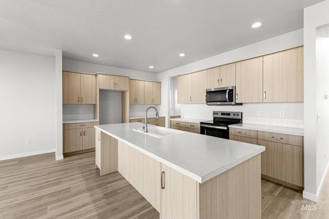 13708 Judson St, Caldwell, ID 83607