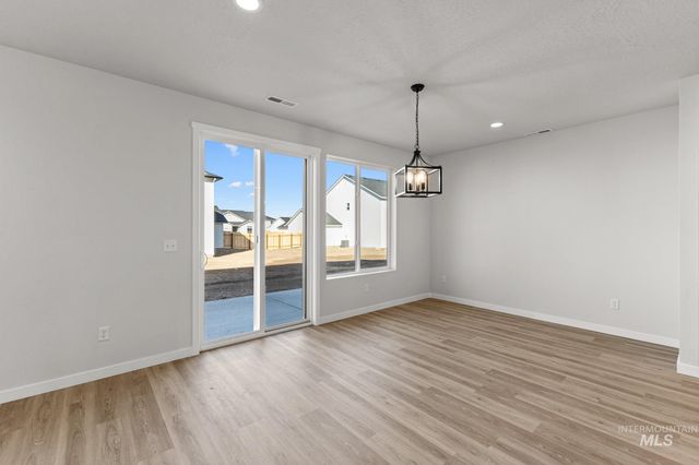 13708 Judson St, Caldwell, ID 83607