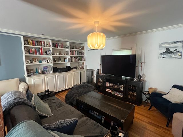 15 Orchard Street 15, Newton, MA 02458