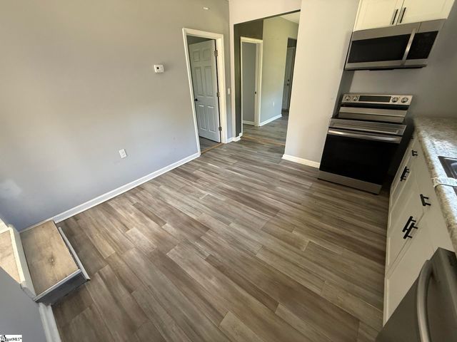 236 Blakelyville Road, Clinton, SC 29325