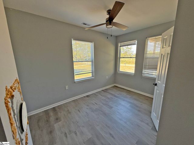 236 Blakelyville Road, Clinton, SC 29325