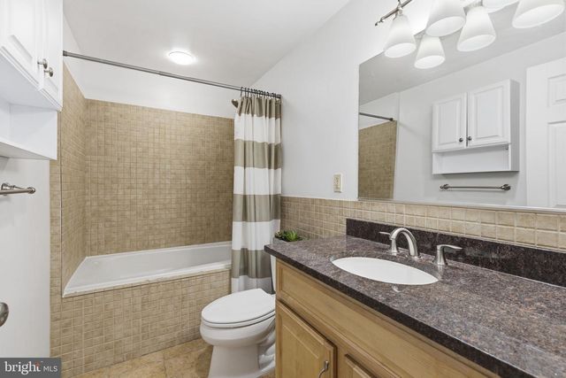 411 S WOLFE ST, Baltimore, MD 21231