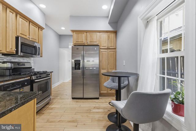411 S WOLFE ST, Baltimore, MD 21231