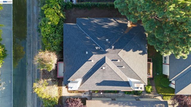 957 Cheryl Ann Cir 15, Hayward, CA 94544