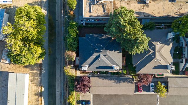 957 Cheryl Ann Cir 15, Hayward, CA 94544