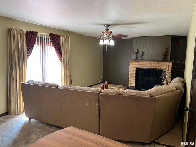 108 ANDREA Court, Cleveland, IL 61241