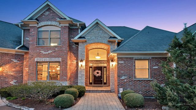 6919 Inverway Drive, Lakewood, IL 60014