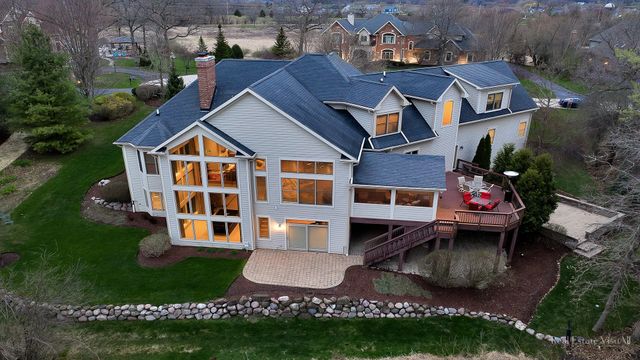 6919 Inverway Drive, Lakewood, IL 60014