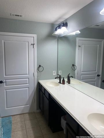 12815 SAND HOLLY, San Antonio, TX 78253