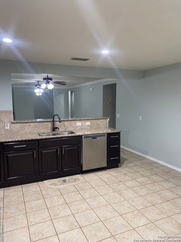 12815 SAND HOLLY, San Antonio, TX 78253