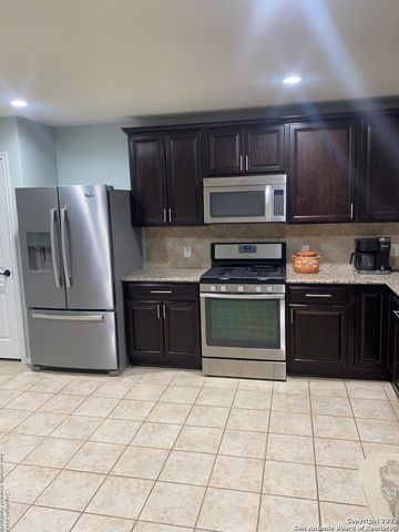 12815 SAND HOLLY, San Antonio, TX 78253