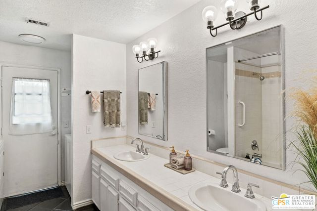 2493 E Powell Road, Palm Springs, CA 92262