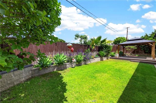 2571 Wilshire, La Habra, CA 90631
