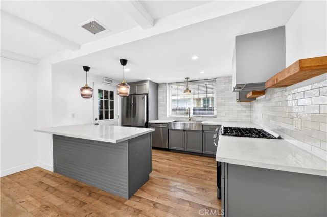 2571 Wilshire, La Habra, CA 90631