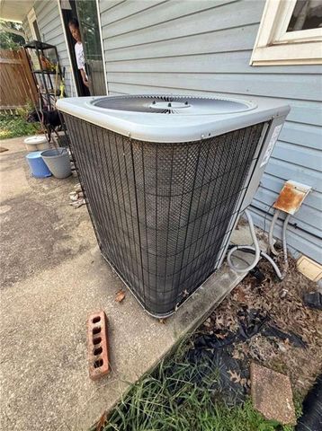 1402 Cherokee Street, Leavenworth, KS 66048