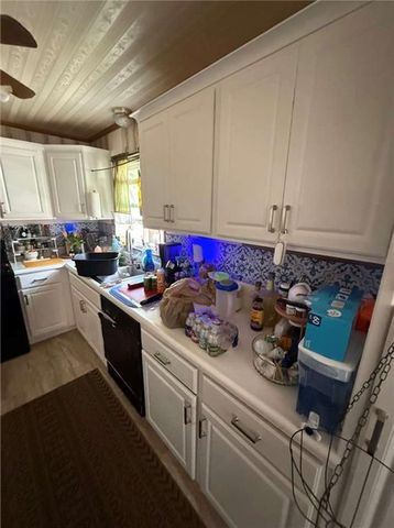 1402 Cherokee Street, Leavenworth, KS 66048