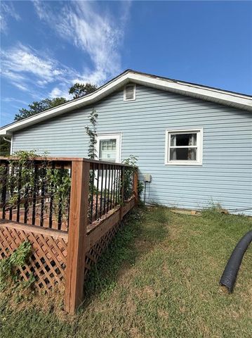 1402 Cherokee Street, Leavenworth, KS 66048