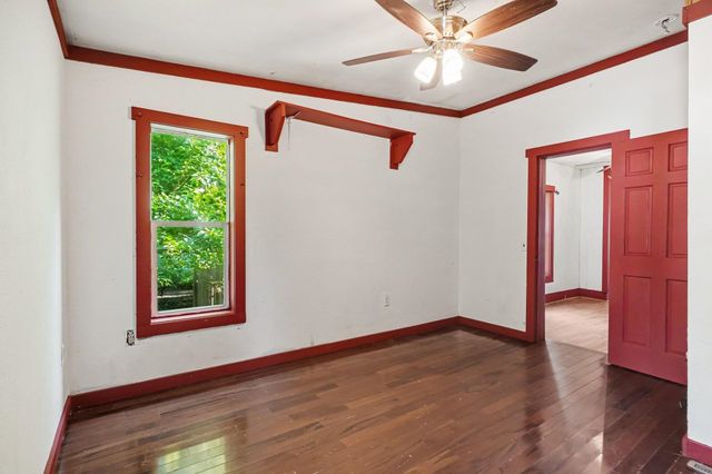 512 S Kinney Avenue, Mount Pleasant, MI 48858