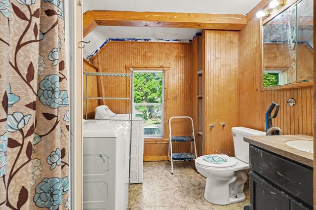 512 S Kinney Avenue, Mount Pleasant, MI 48858