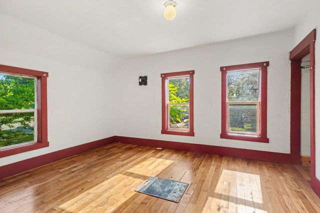 512 S Kinney Avenue, Mount Pleasant, MI 48858