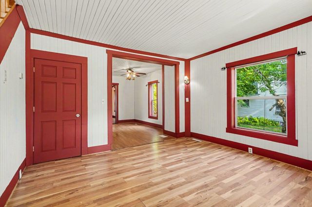 512 S Kinney Avenue, Mount Pleasant, MI 48858
