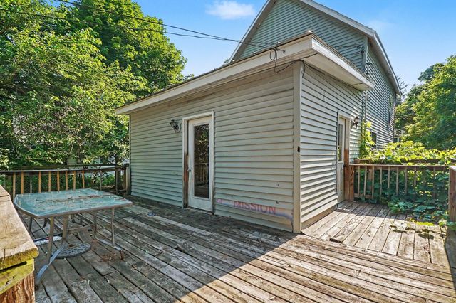 512 S Kinney Avenue, Mount Pleasant, MI 48858