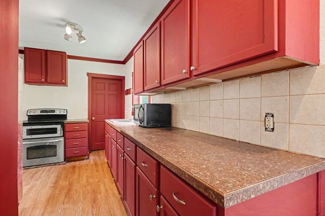 512 S Kinney Avenue, Mount Pleasant, MI 48858