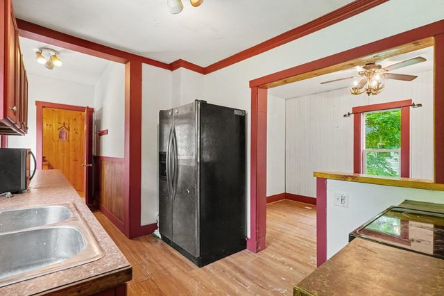512 S Kinney Avenue, Mount Pleasant, MI 48858